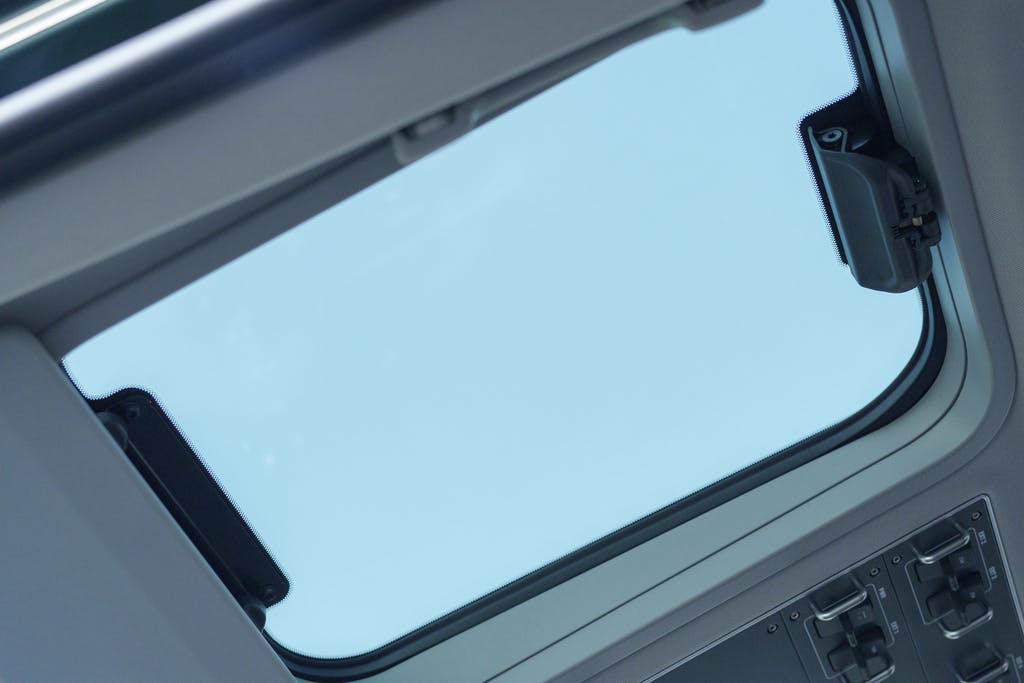 2023 Ineos Grenadier interior pop up glass panel