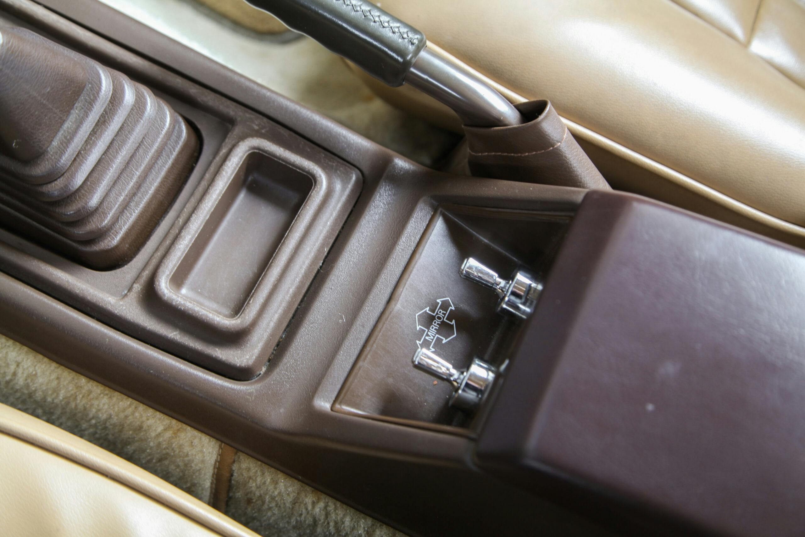 1981 Datsun 280ZX interior center console mirror adjusment