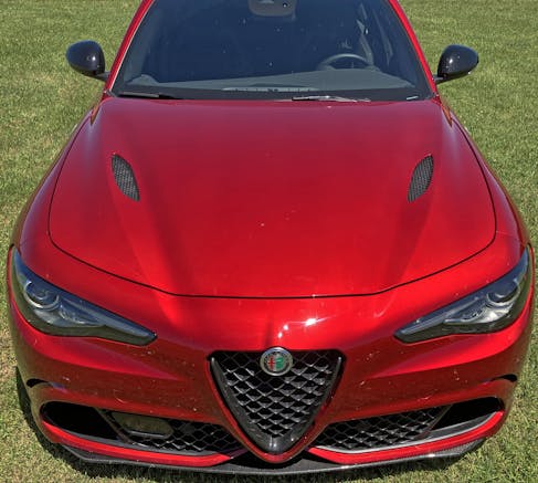 2022 Alfa Romeo Giulia Quadrifoglio vellum venom car design