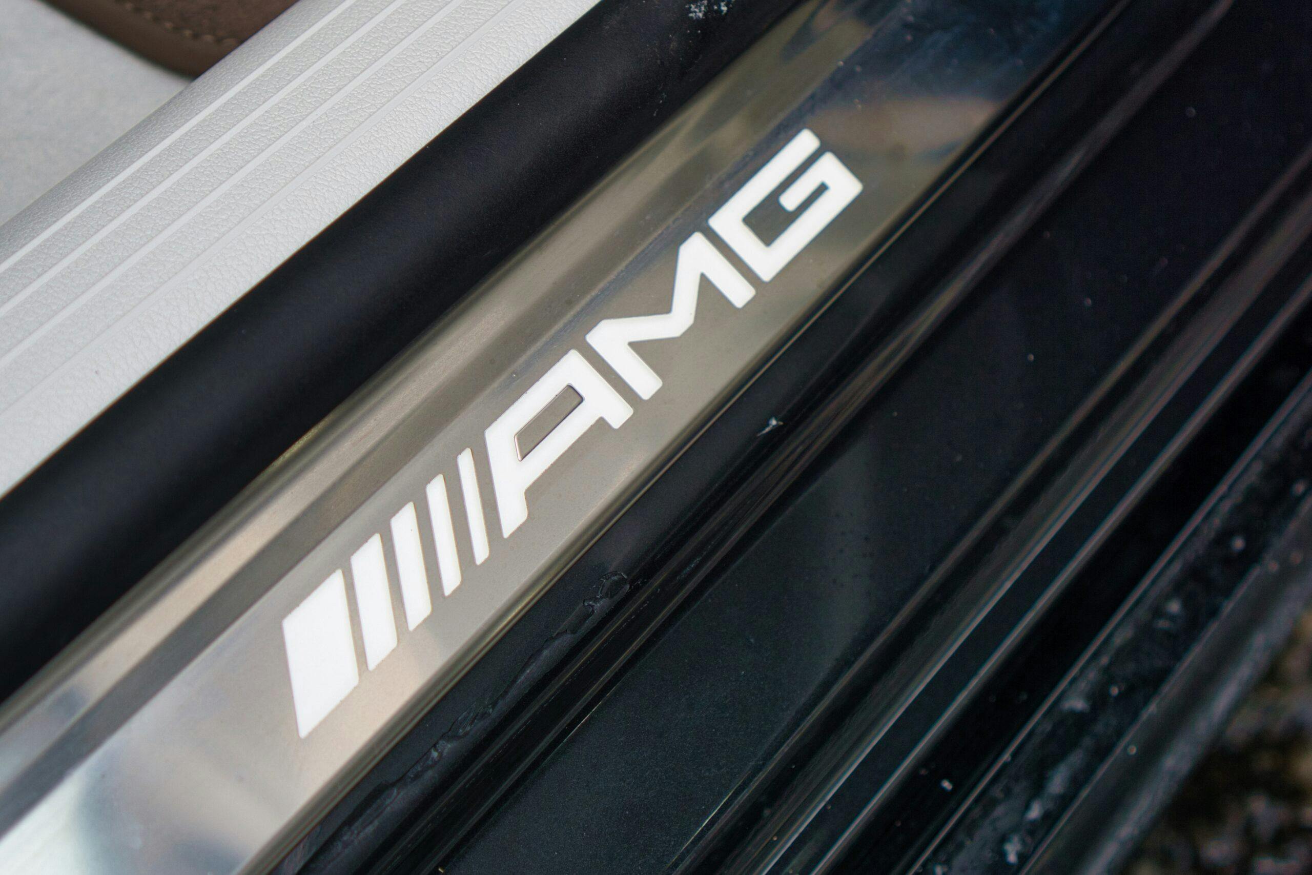 2022-Mercedes-AMG-EQS sill