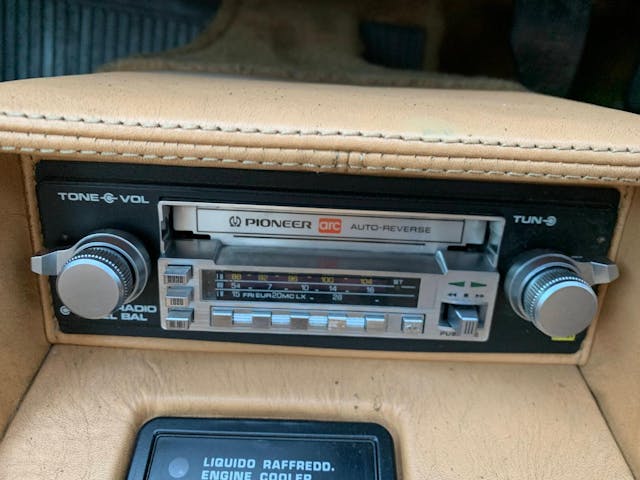 Ferrari Mondial pioneer audio head unit