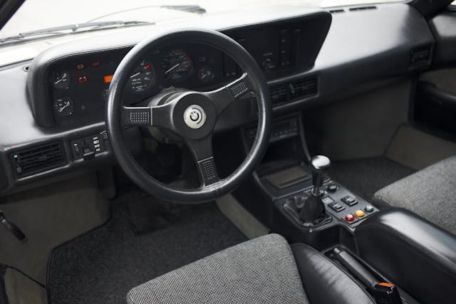 BMW M1 interior driver cockpit