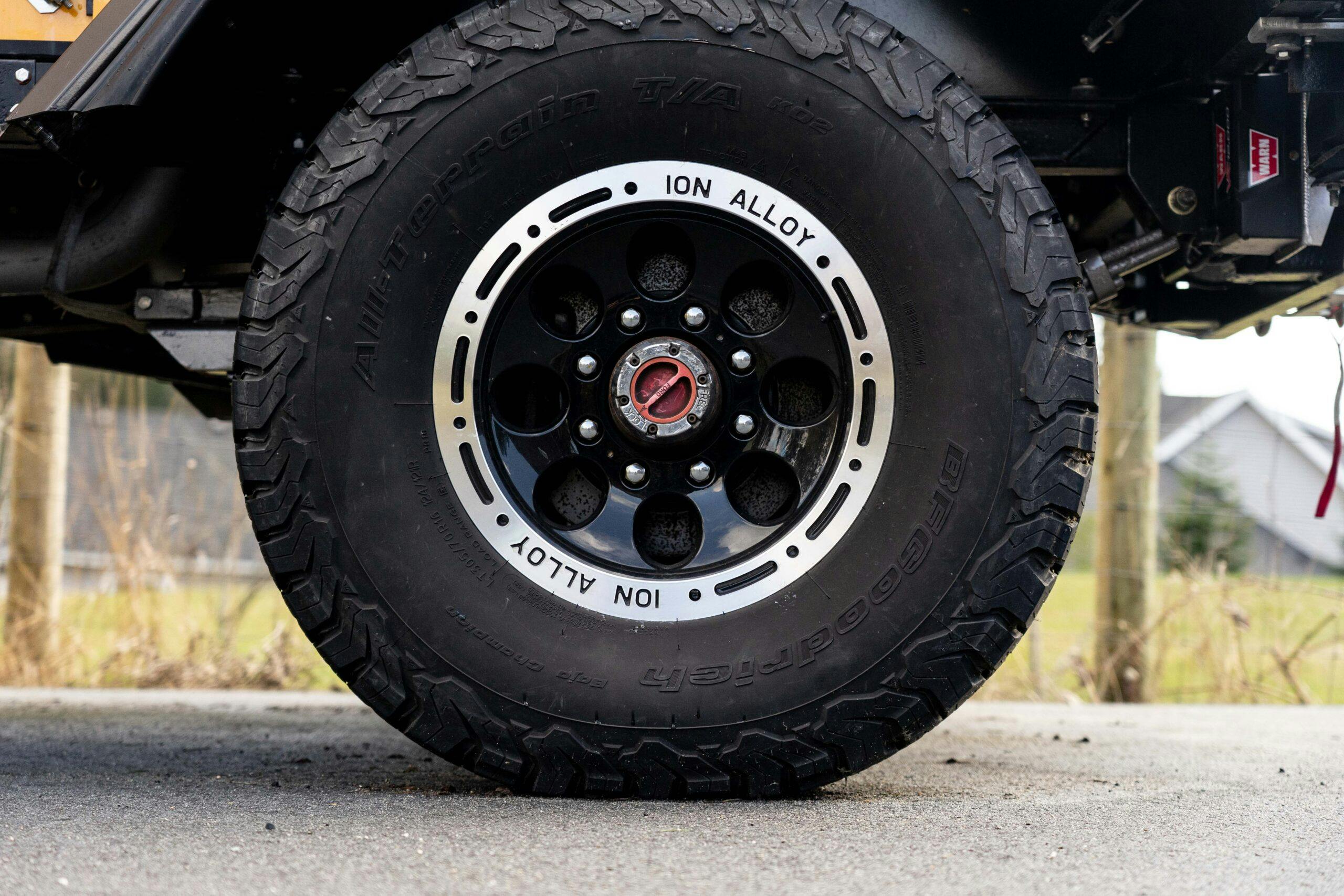 Grizzly Truck wheel tire