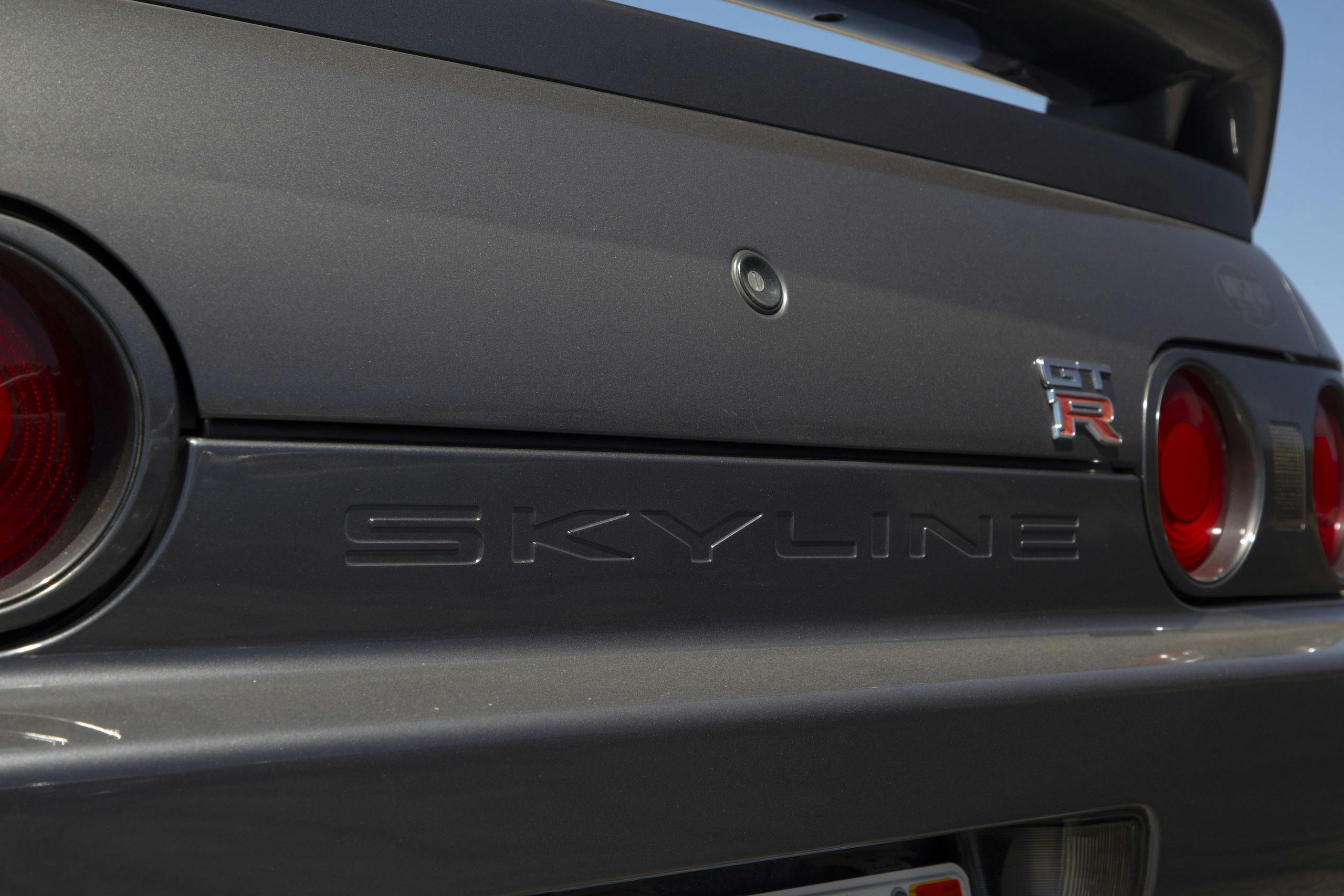Nissan Skyline R32 GT-R rear stamp