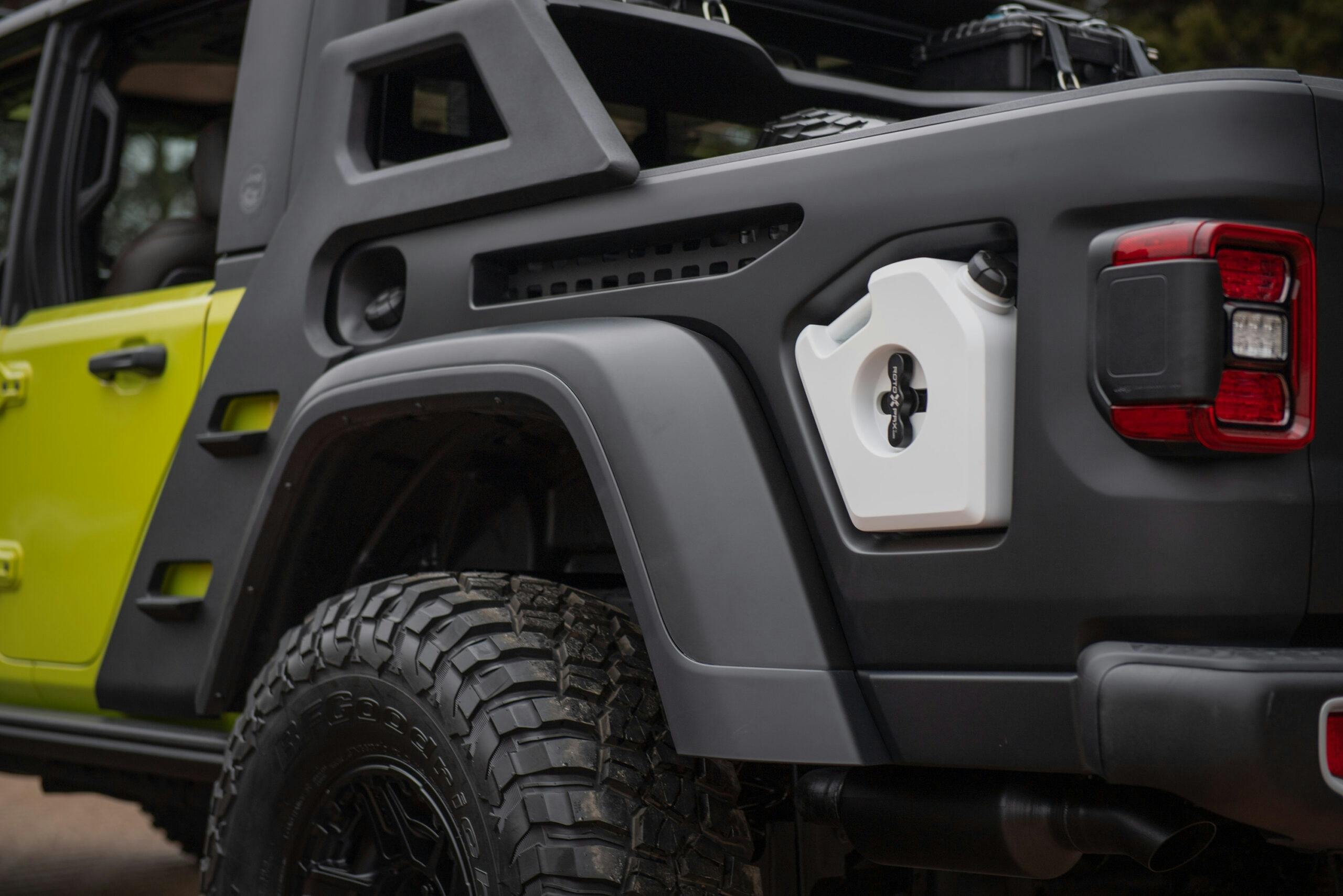 Easter Jeep Safari 2023 Jeep Gladiator Rubicon Sideburn Concept exterior outside bed details