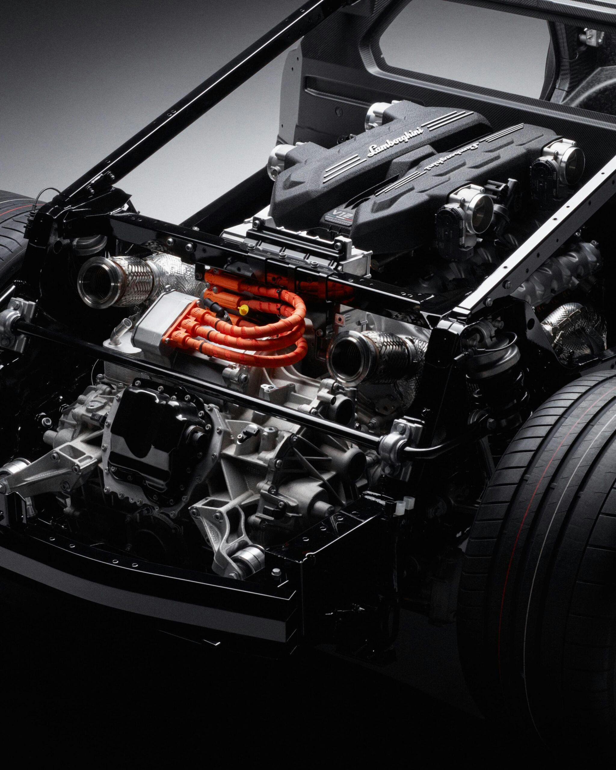 Lamborghini Revuelto plug in hybrid supercar powerplant