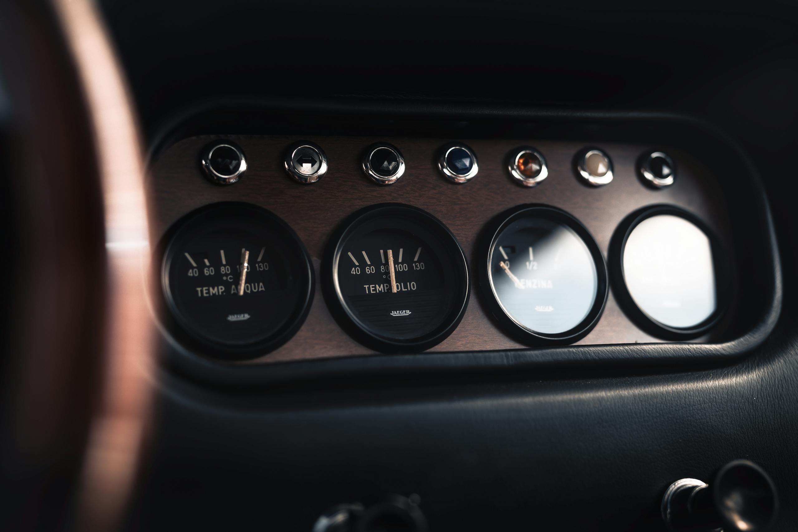 Lamborghini 400 GT interior center dash gauges