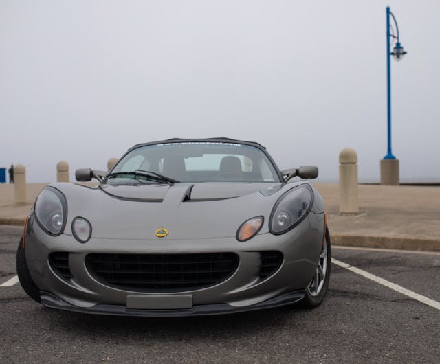 Lotus Elise front low angle