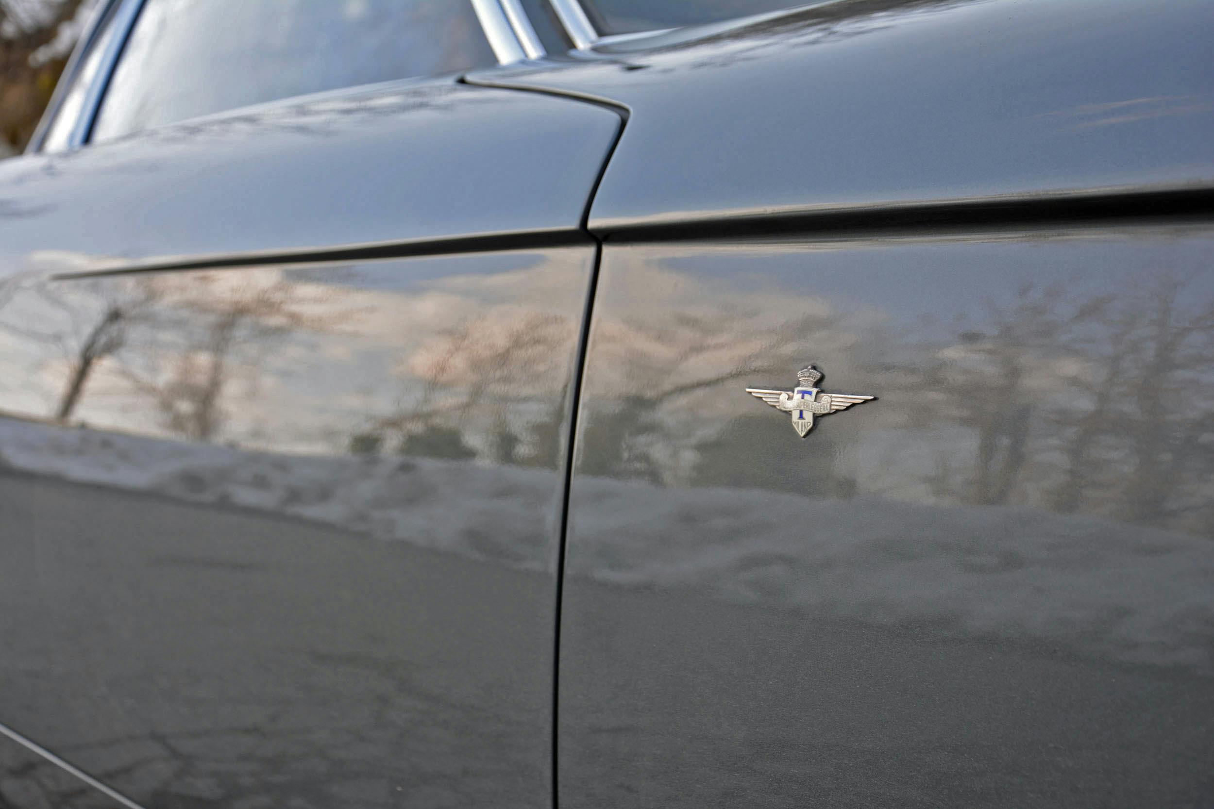 Lamborghini 400 GT quarter panel badge wings