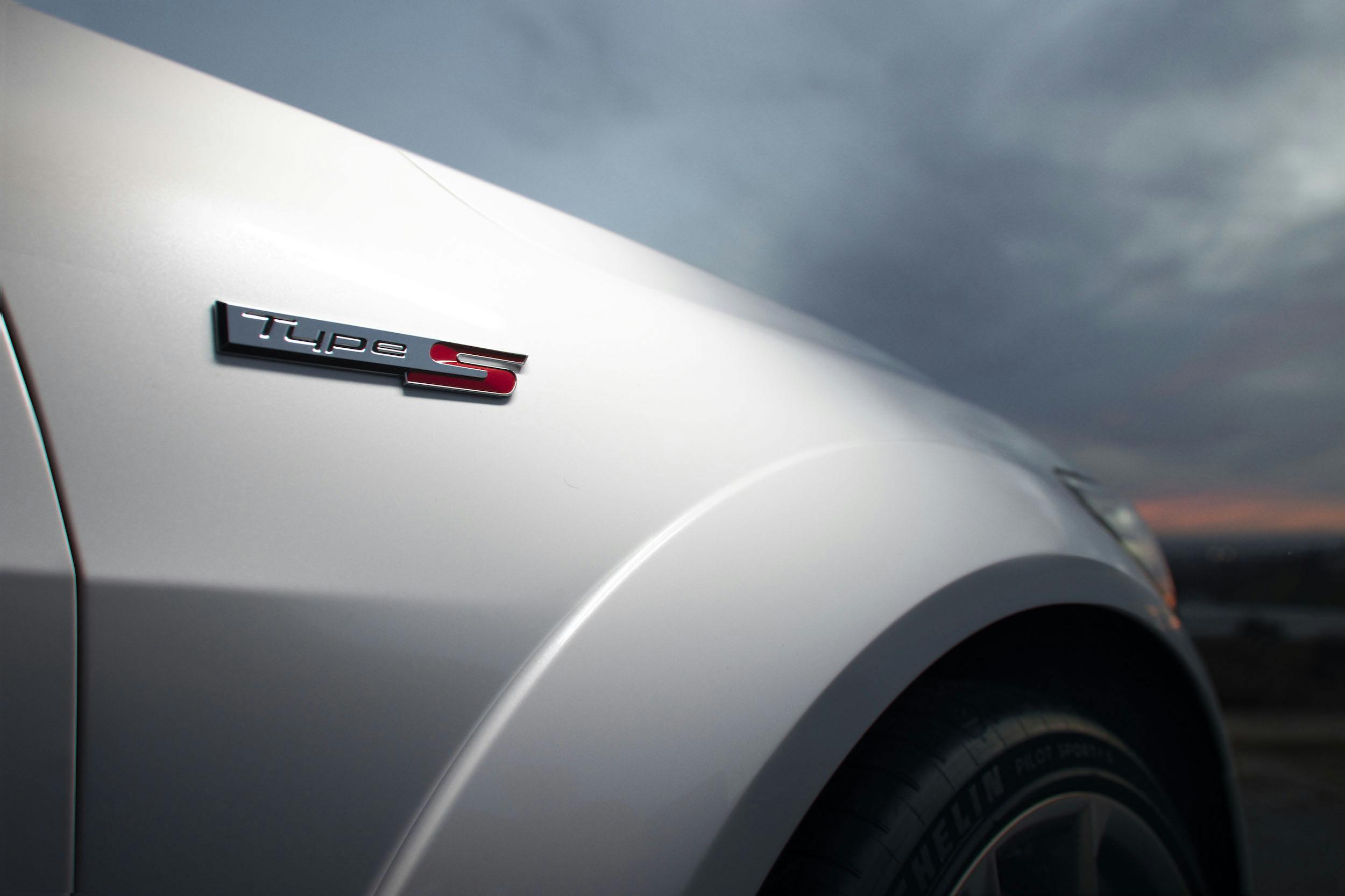 2024 Acura Integra Type S front quarter panel badge