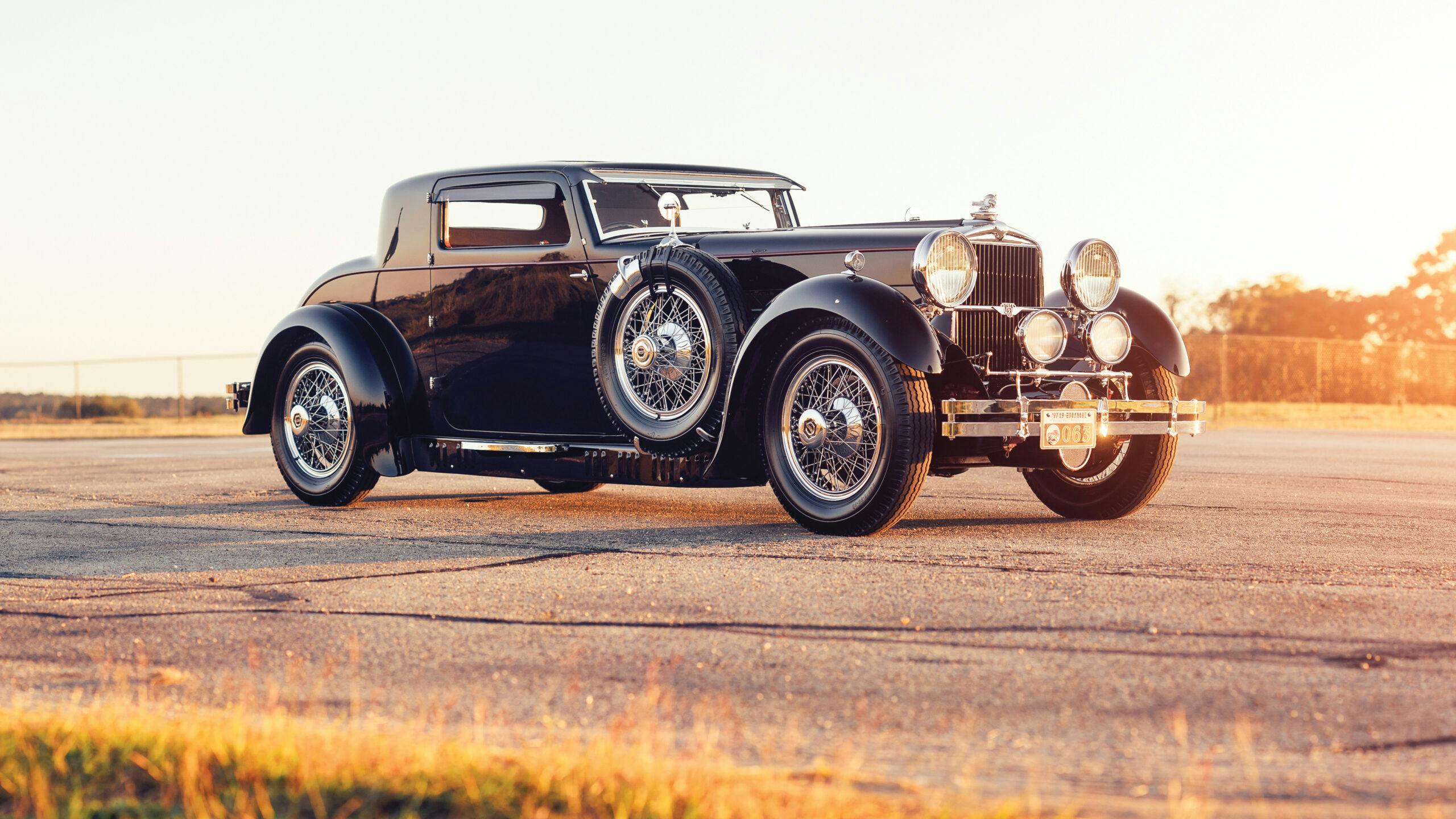 1929-Stutz-Model-M-Supercharged-Coupe-by-Lancefield front three quarter