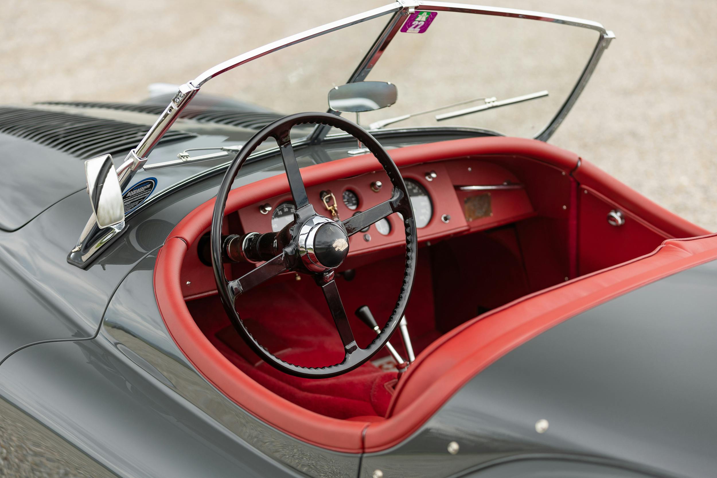 1952 Jaguar XK 120 Roadster interior