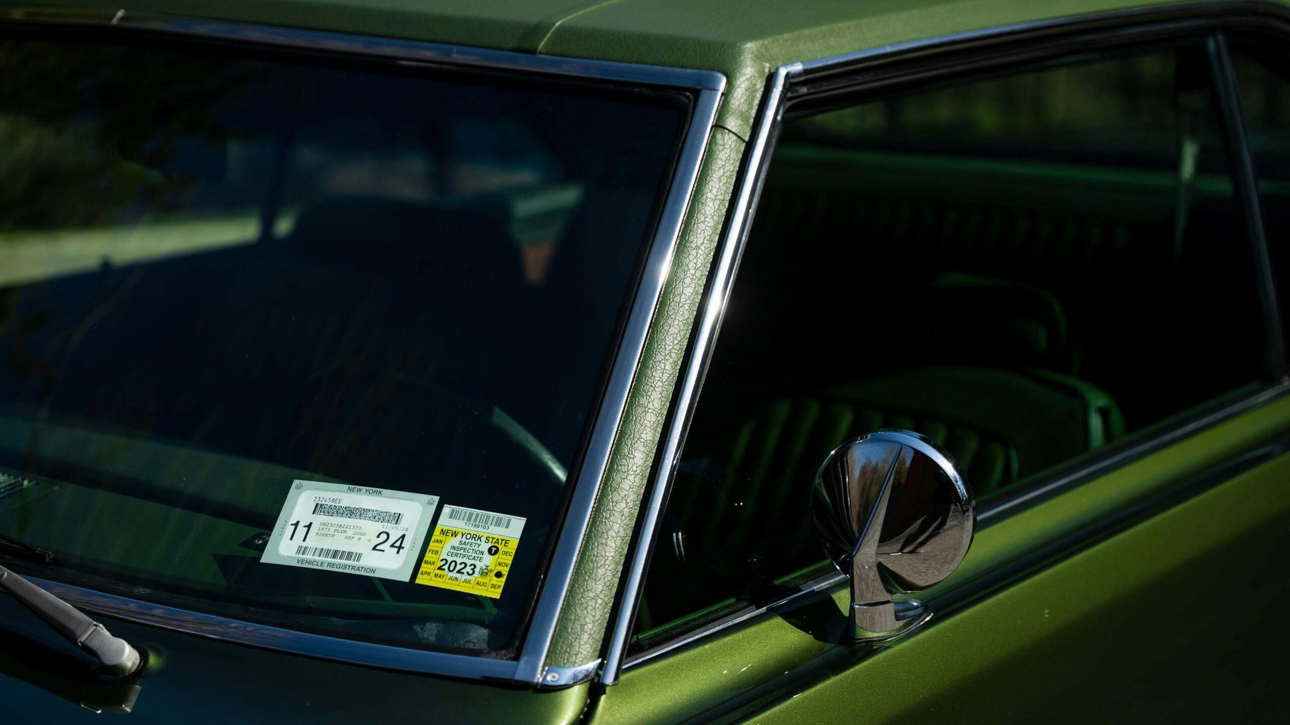 1973 Plymouth Scamp pillar top texture detail