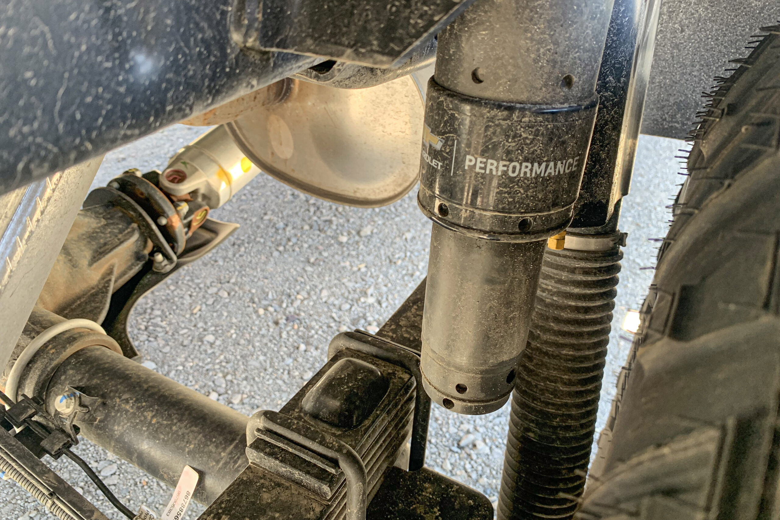 Colorado ZR2 Bison flaunts 35inch tires, hydraulic jounce shocks