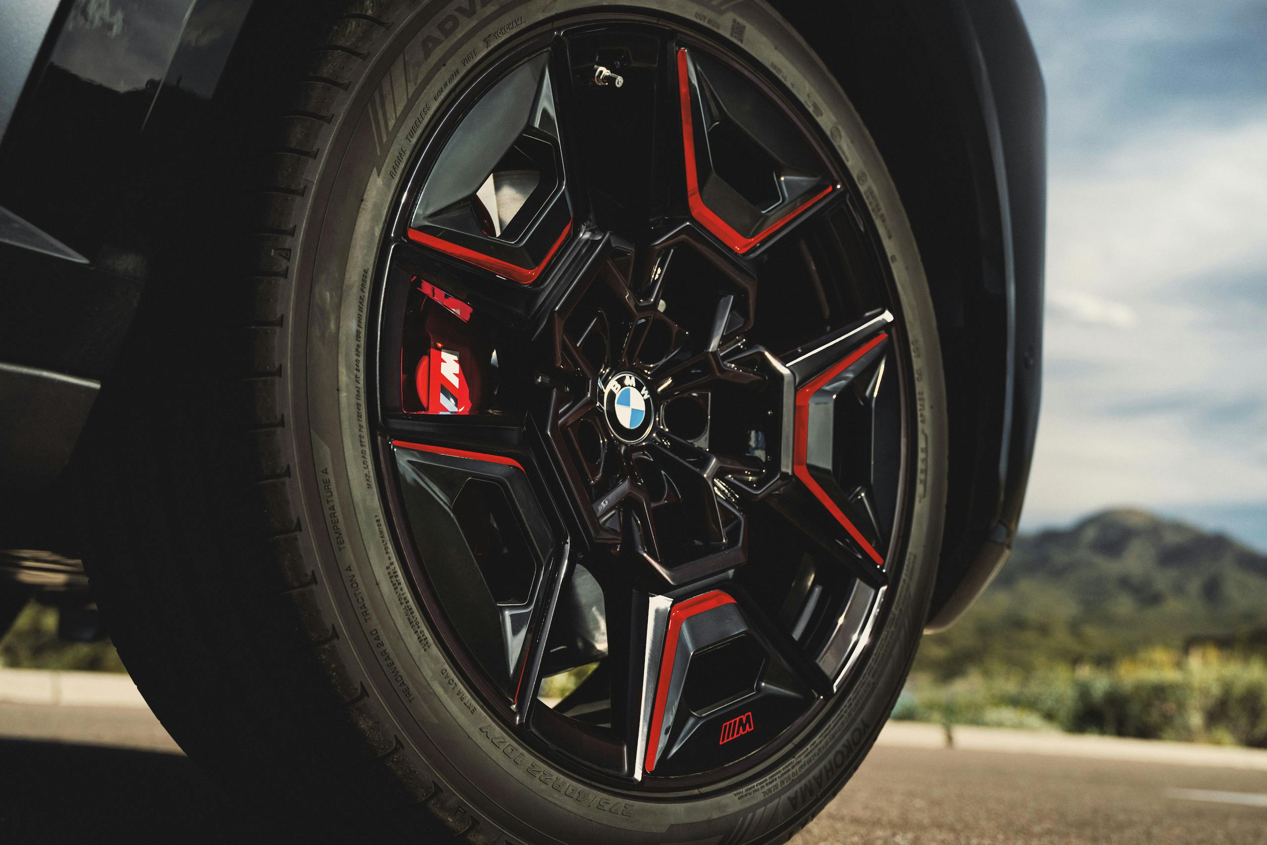 2024 BMW XM Label Red wheel detail