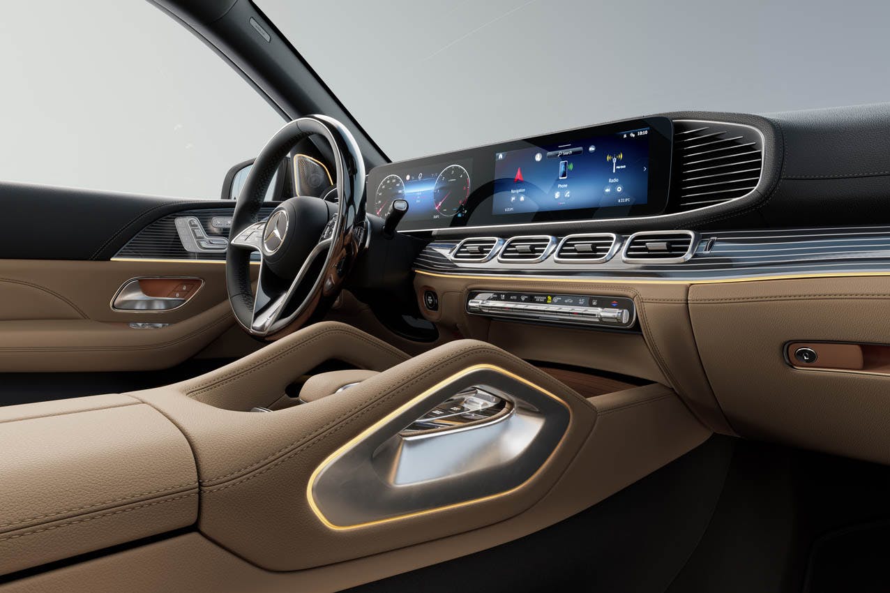 2024 Mercedes-Benz GLS interior brown and black front dash area