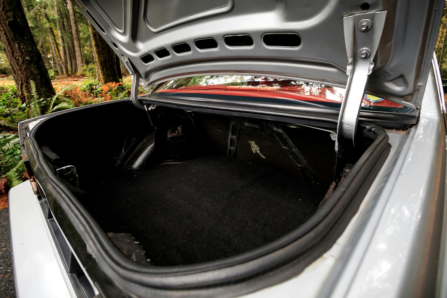 Chevrolet Cavalier trunk