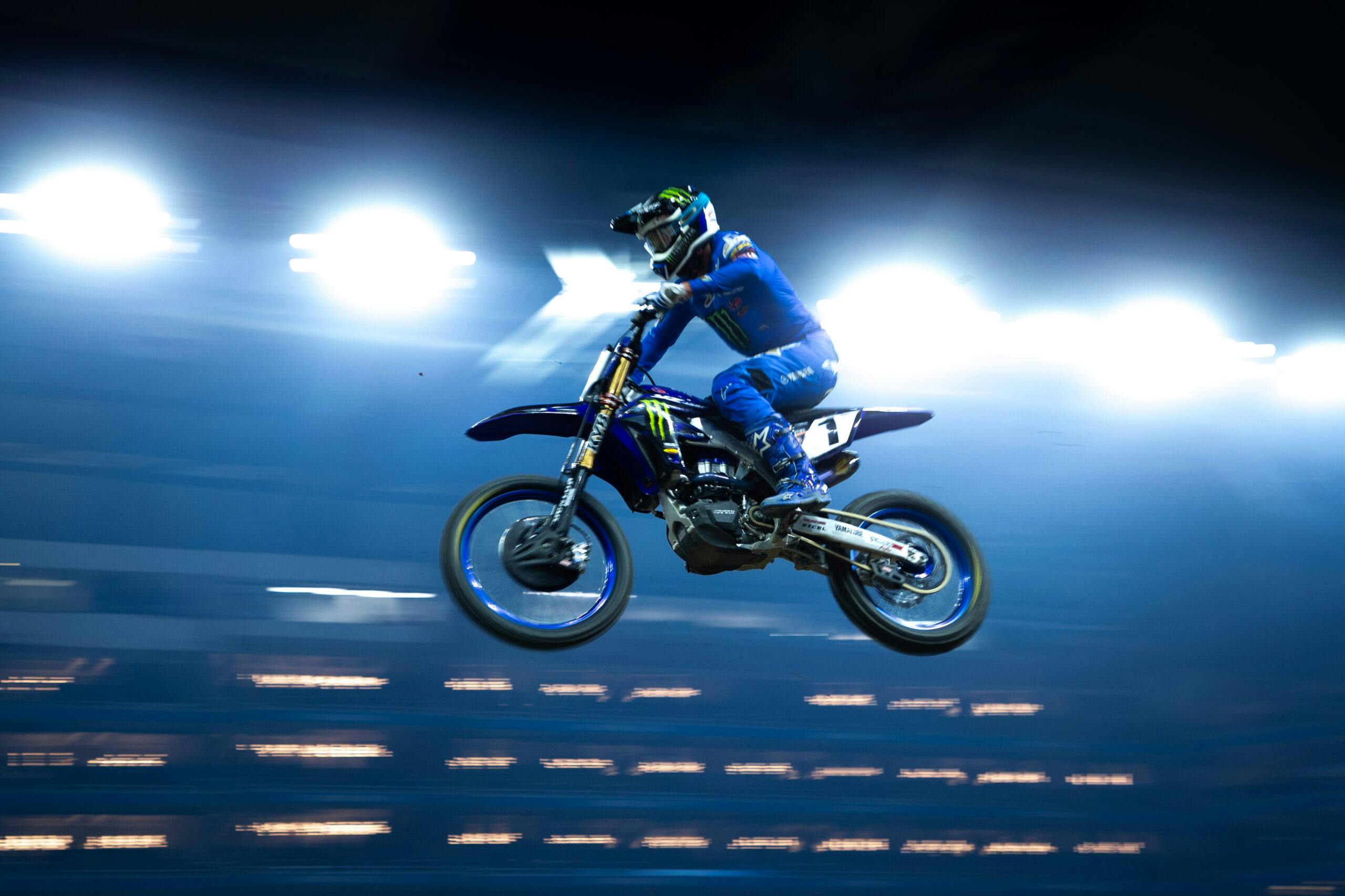 SuperMotocross rider air bright lights
