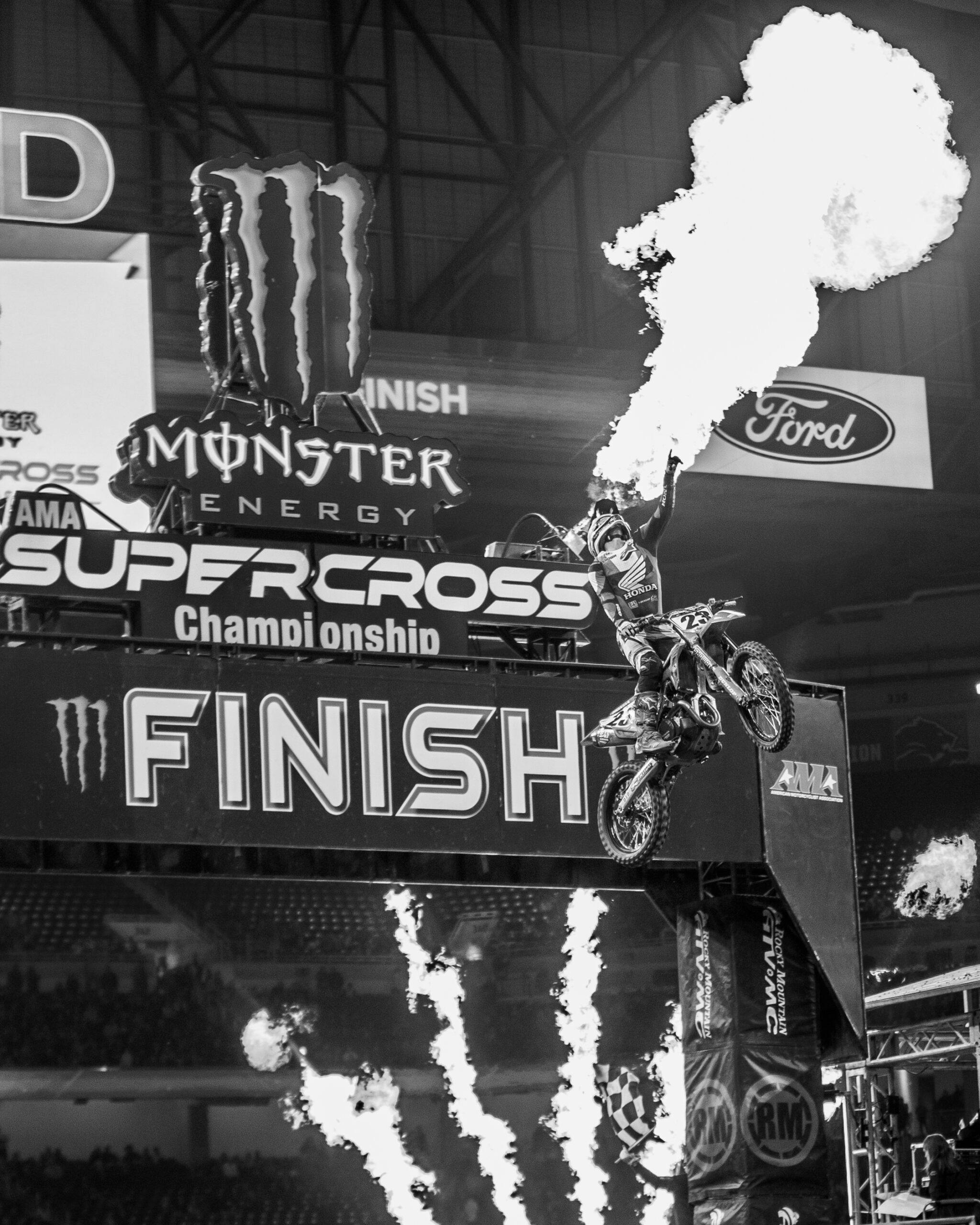 SuperMotocross fire jump black white vertical