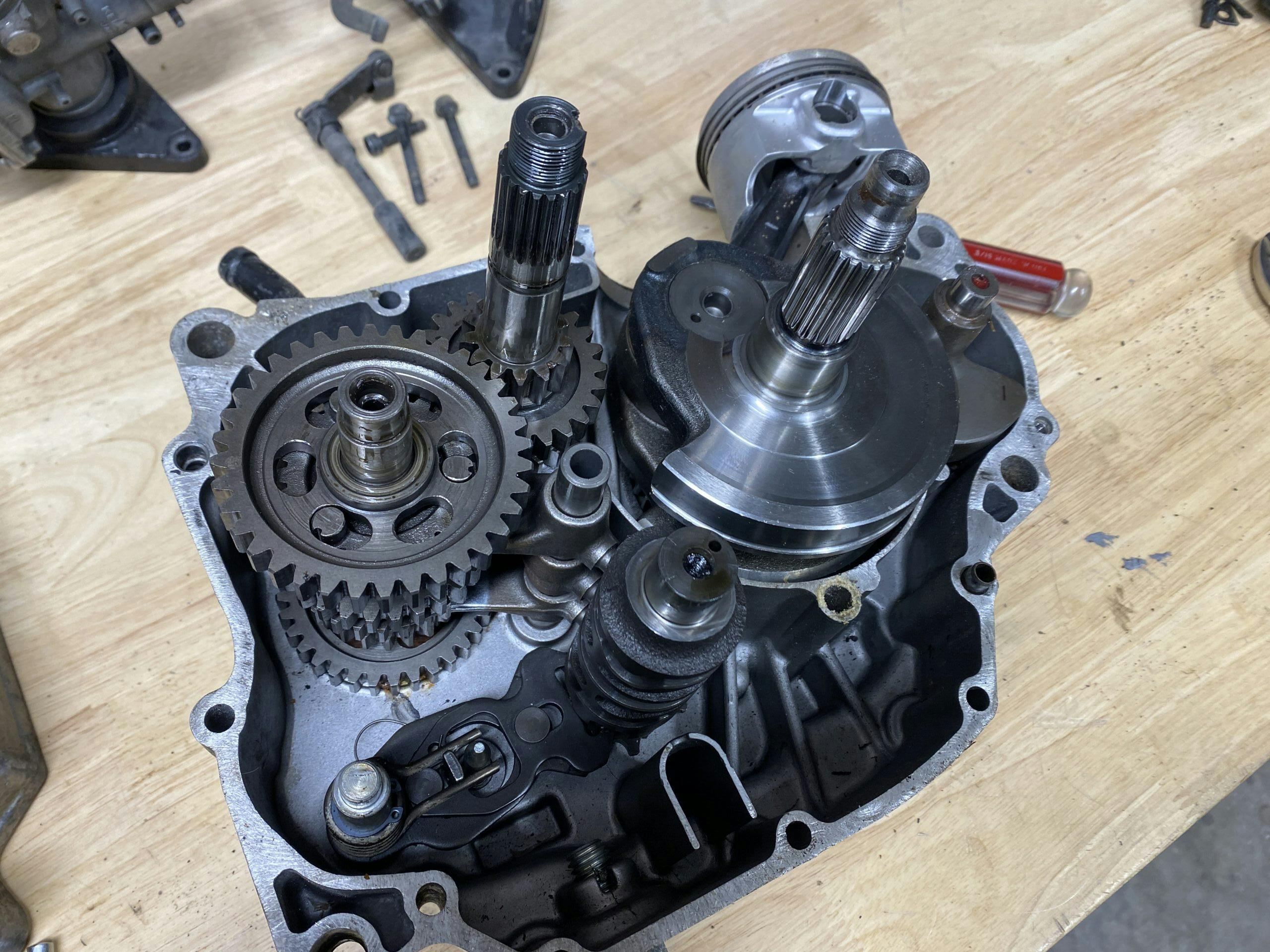 Honda XR250R engine half apart