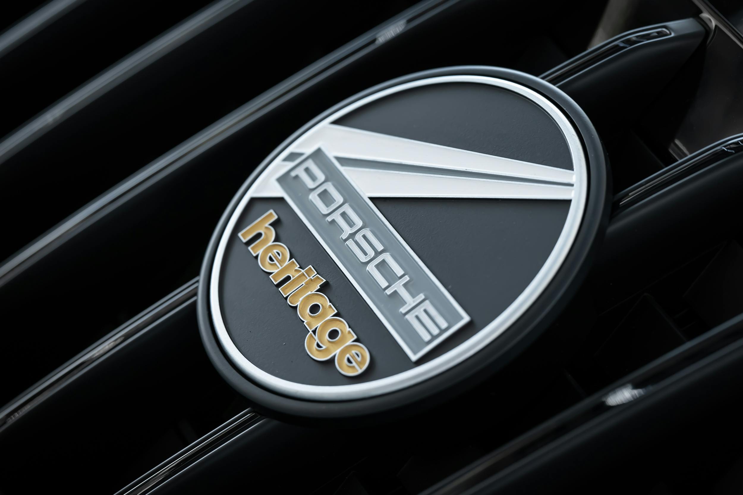 Porsche 911 Sport Classic heritage badge