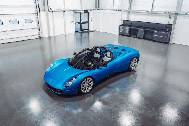 Gordon Murray Automotive T.33 front 3-4