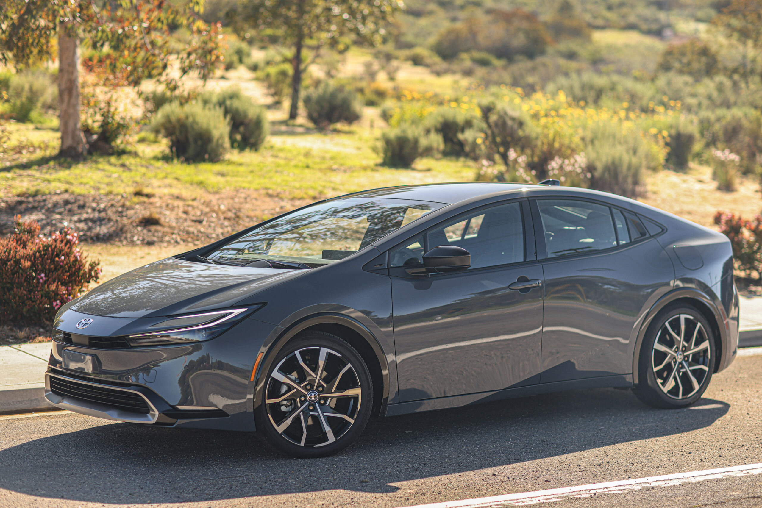 2021 prius deals prime reviews