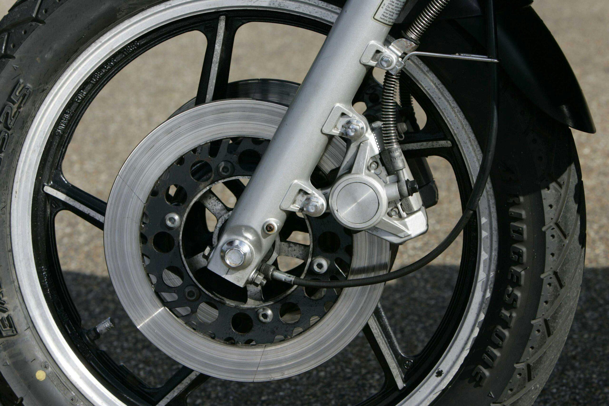 Yamaha V-Max front wheel