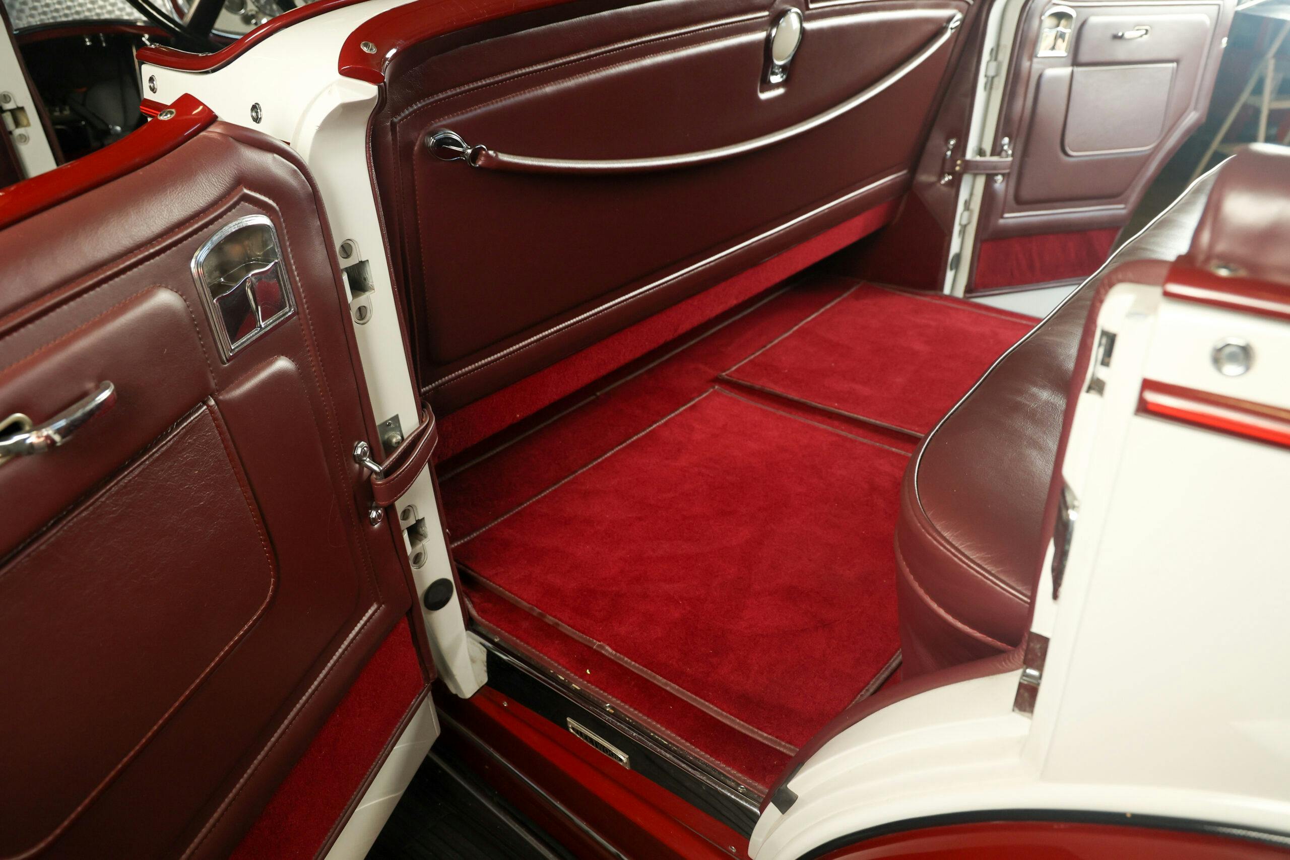 1931 Cadillac Series 370A V-12 Phaeton interior floor carpets