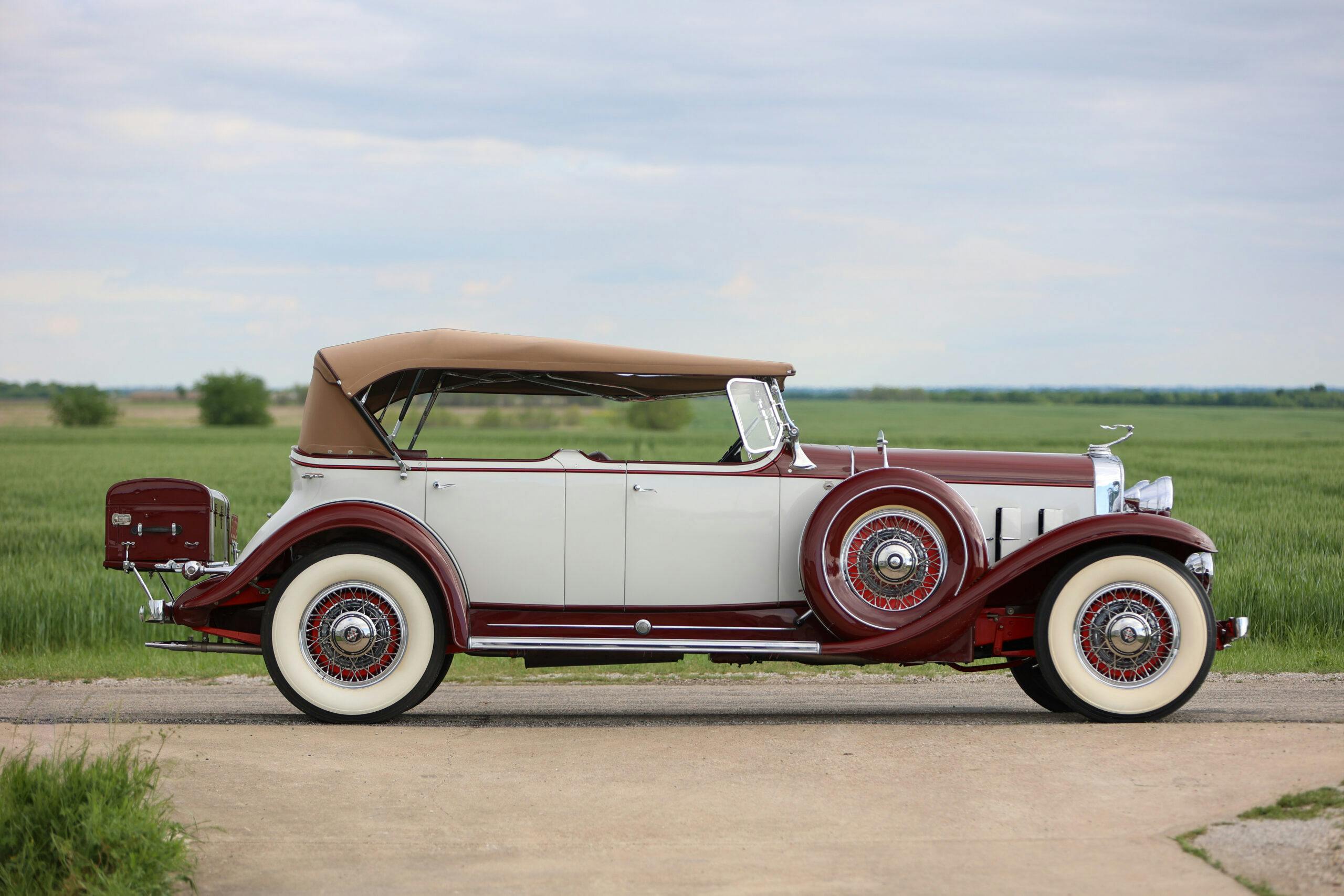 1931 Cadillac Series 370A V-12 Phaeton side profile