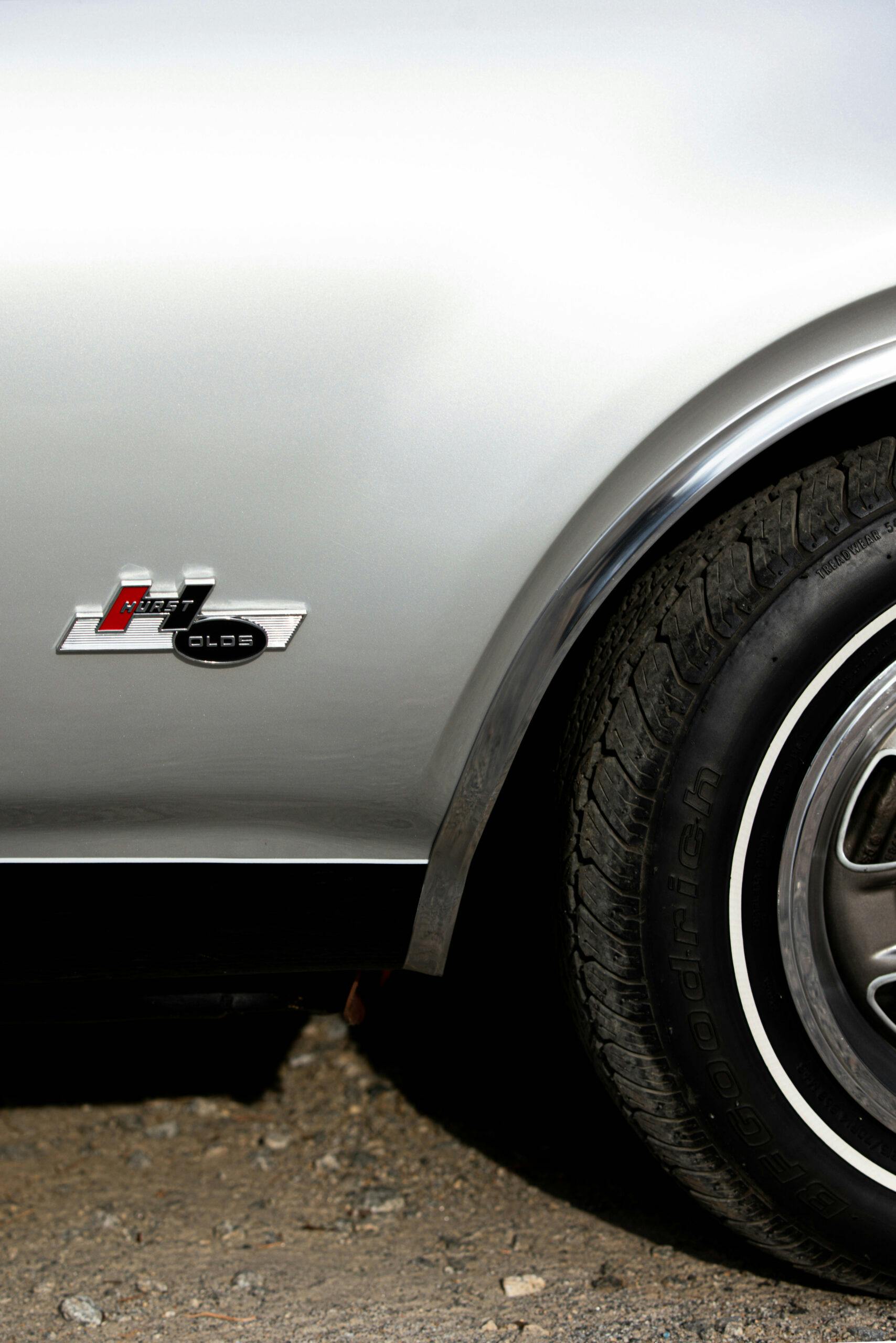 1968 Hurst Oldsmobile quarter panel badge