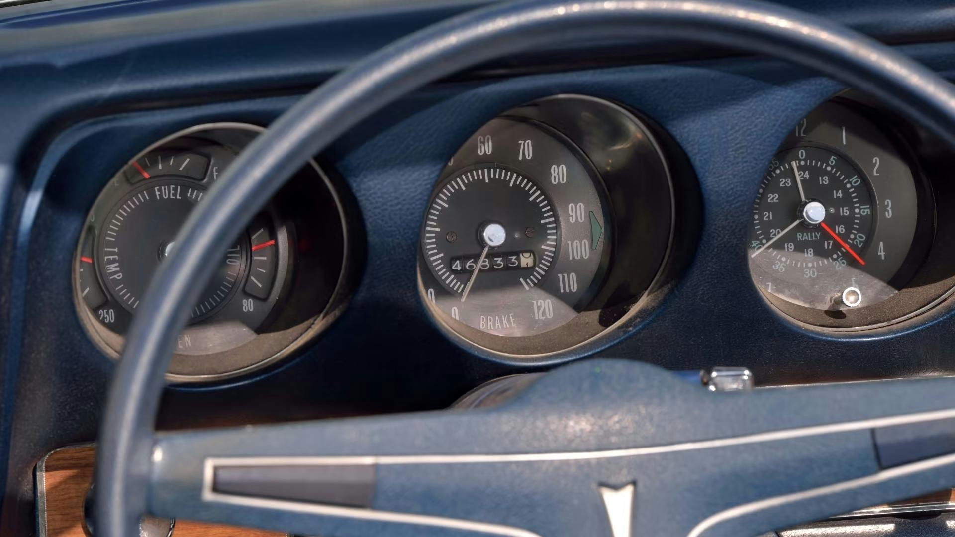 1969 Pontiac GTO Ram Air IV Convertible interior front dash dials