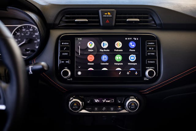2023 Nissan Nissan Versa interior infotainment screen
