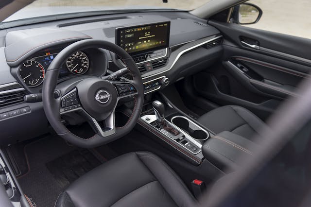 2023 Nissan Altima SR interior driver side