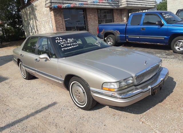 1996 Buick Park Avenue Ultra front three quarter high angle