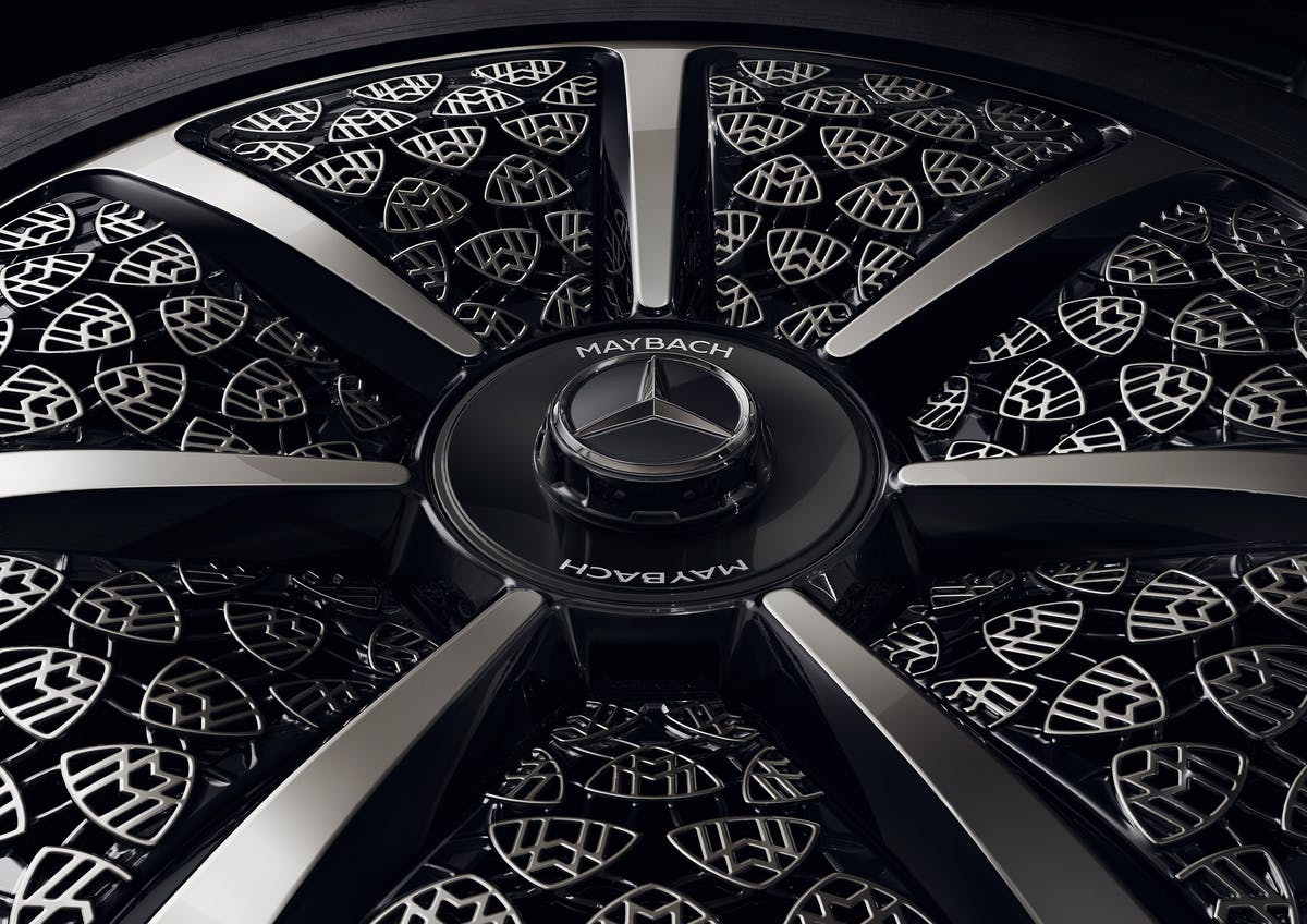 Night Series Mercedes-Maybach S Class wheel