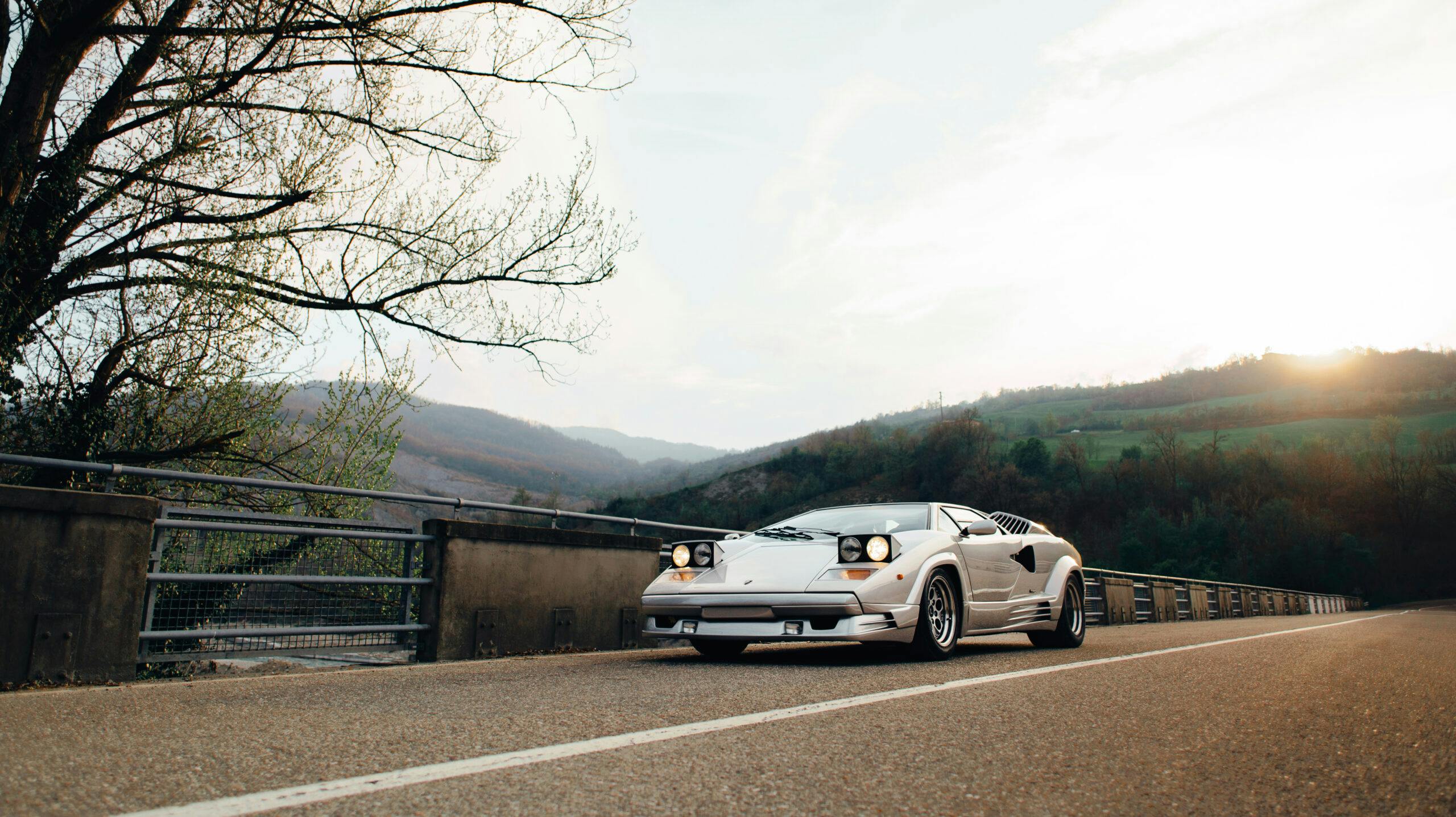 Lamborghini Countach 25th Anniversary 17