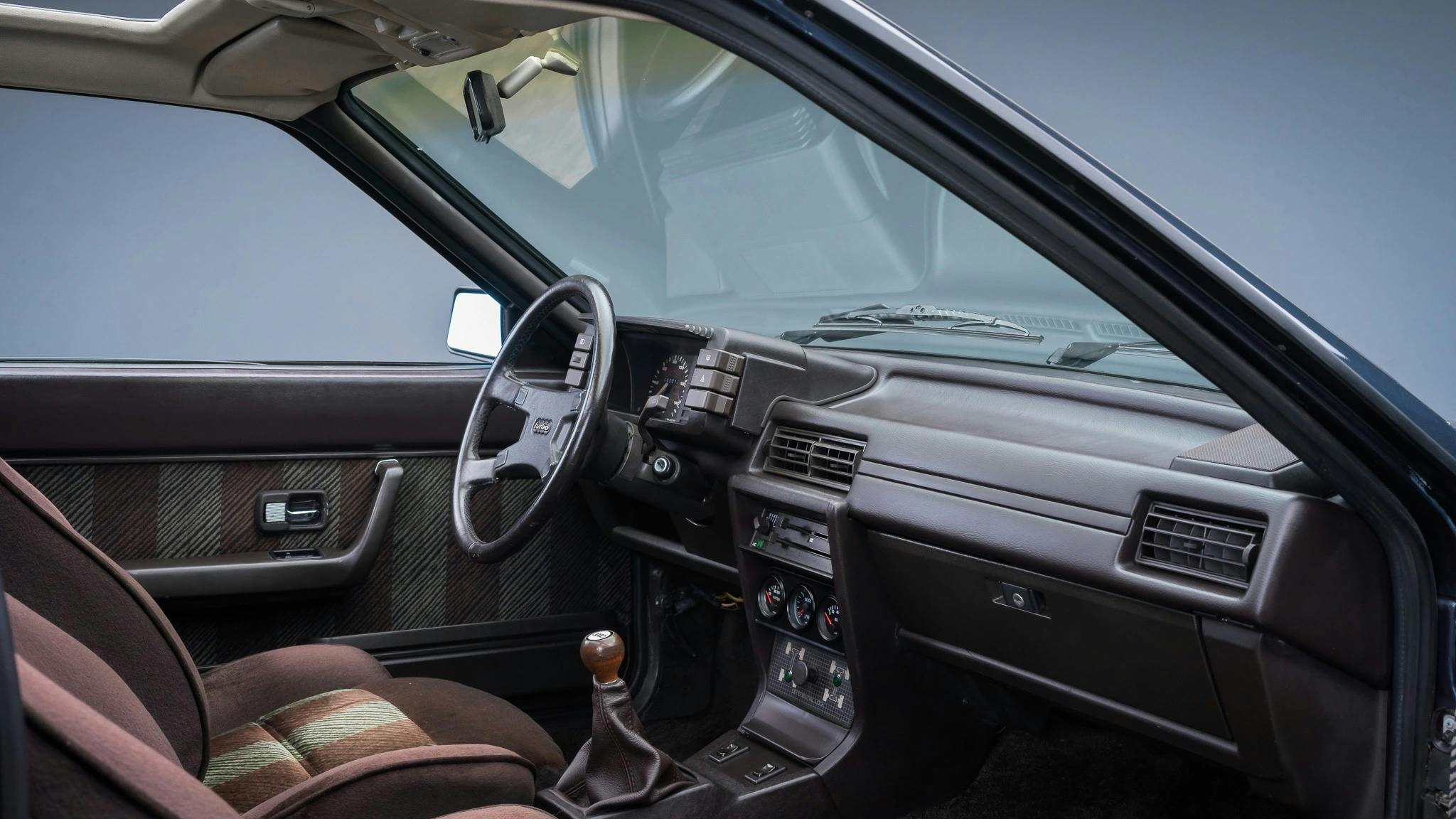 1983 Audi Ur-quattro interior angle