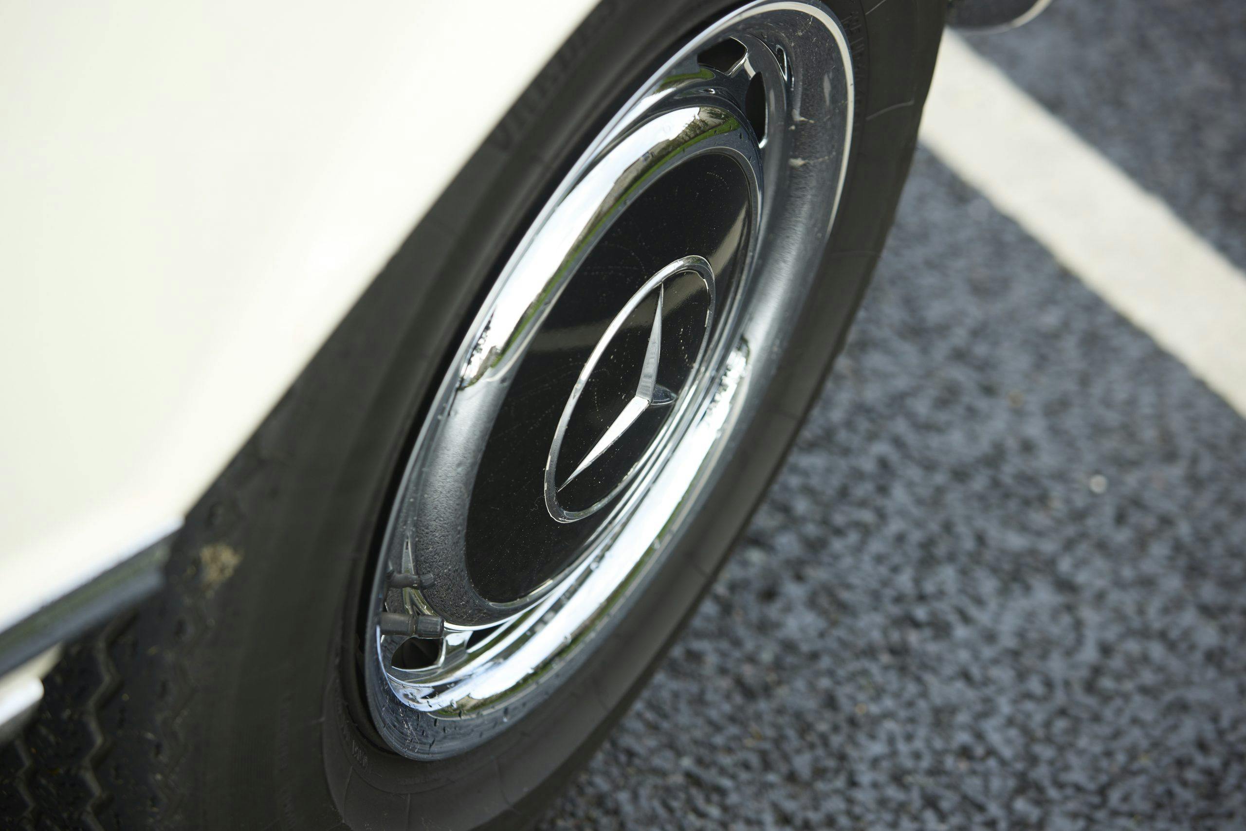 Mercedes Benz Pogoda wheel