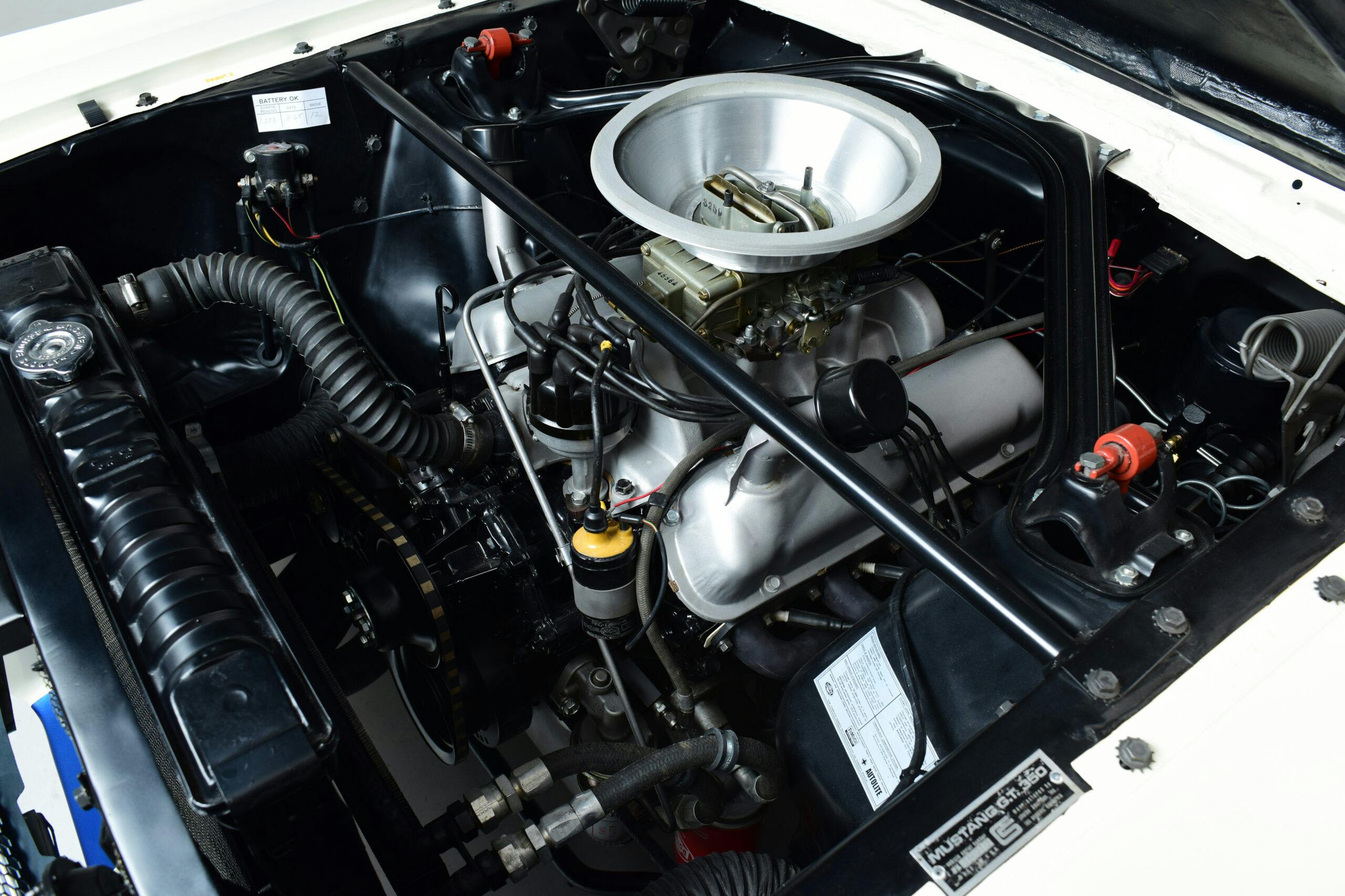 1965 Shelby GT 350R engine