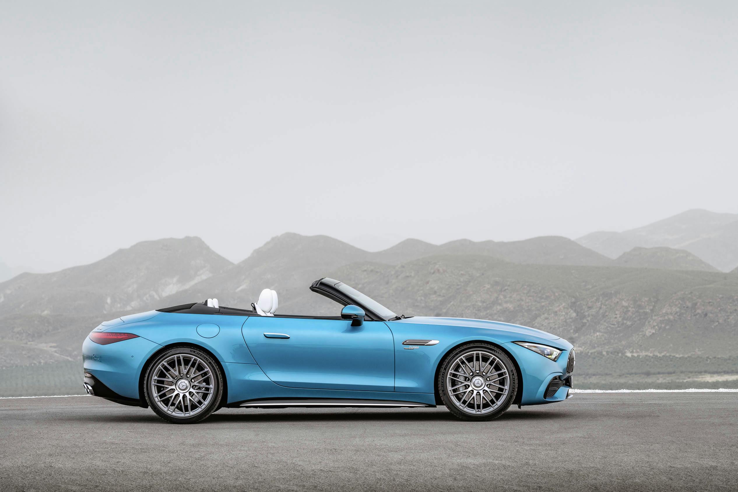 Mercedes-AMG SL 43 exterior side profile top down