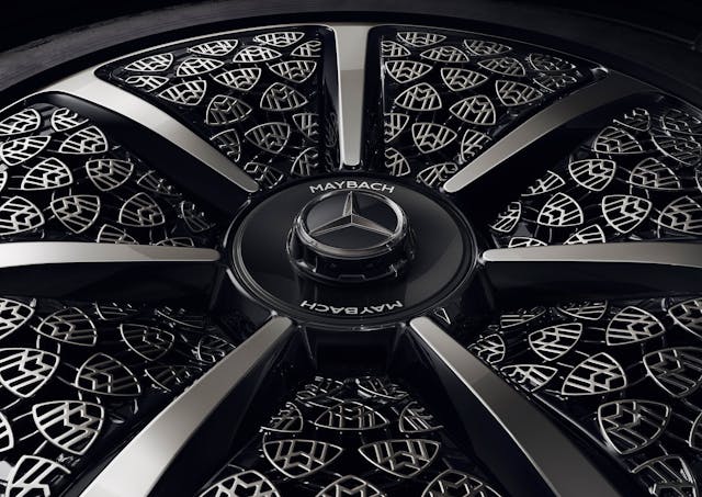 Mercedes-Maybach Night Series wheel detail
