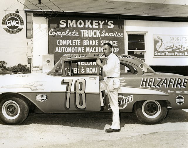 Smokey Yunick NASCAR 1955 Oldsmobile