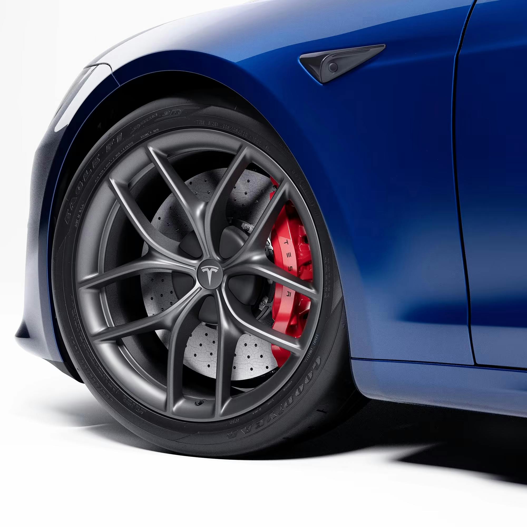 Tesla Model S Plaid track package exterior front wheel detail