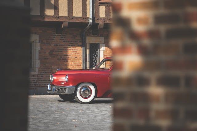 Tucker 48 front end nose peek