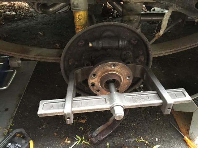 bearing puller tool