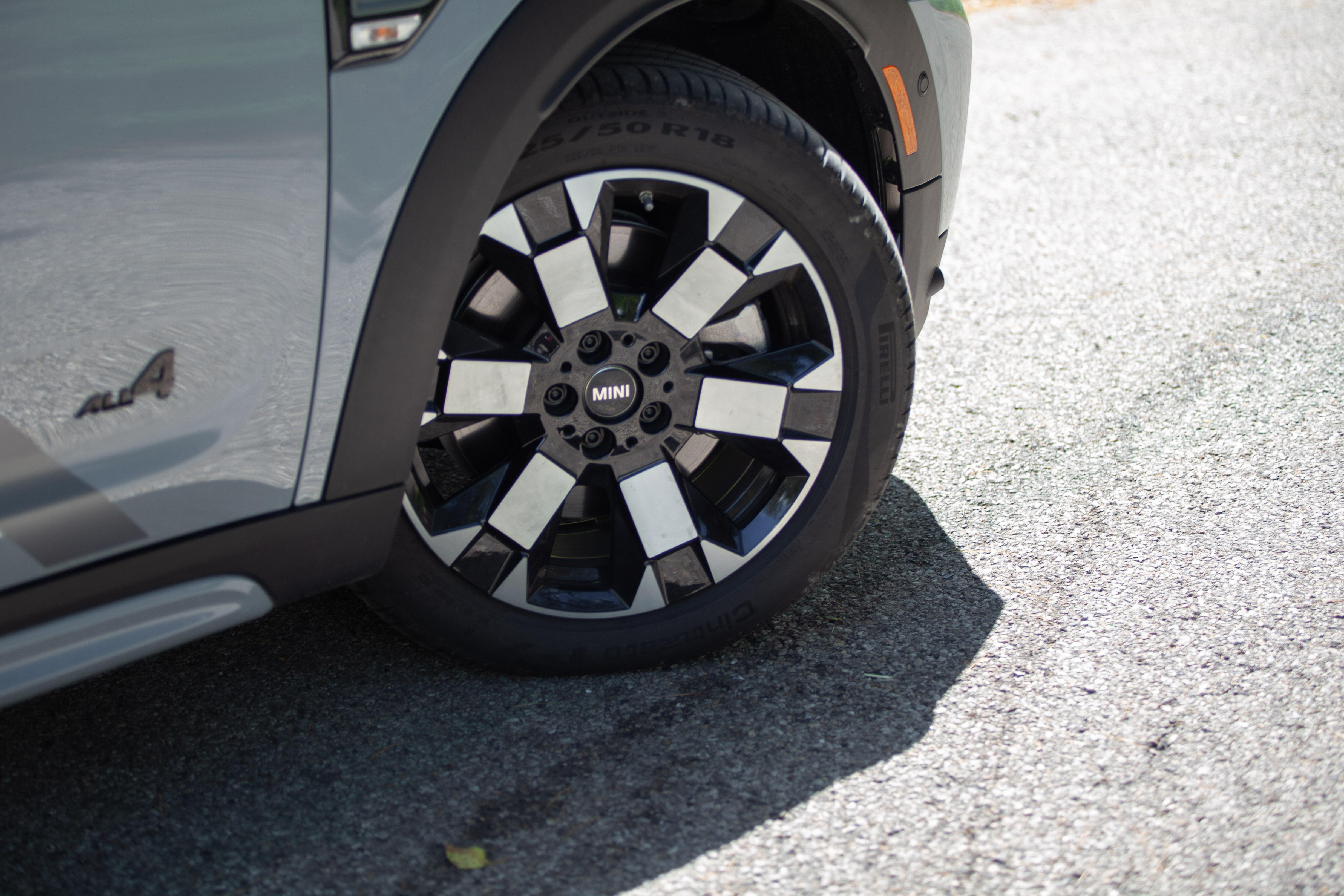 2027 年式 Mini Countryman Untamed Edition 升級越野配備與內裝，售價更親民