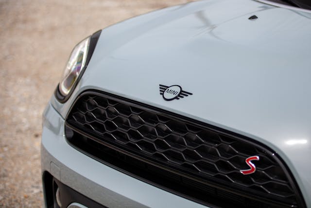 2023 Mini Cooper S Countryman All4 Untamed hood