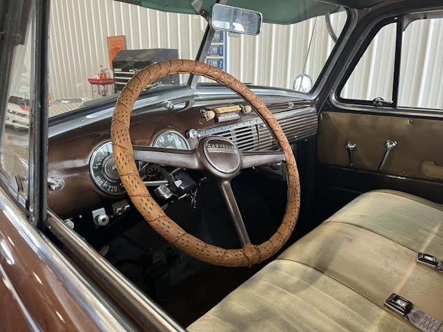1952 Chevrolet Pickup steering wheel