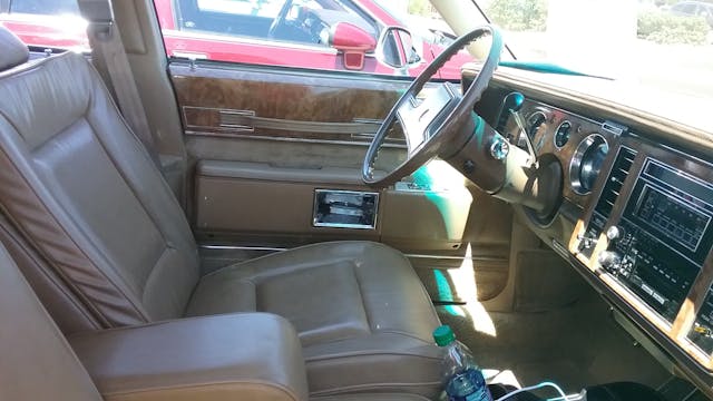 1990 Buick Estate Wagon interior front seats